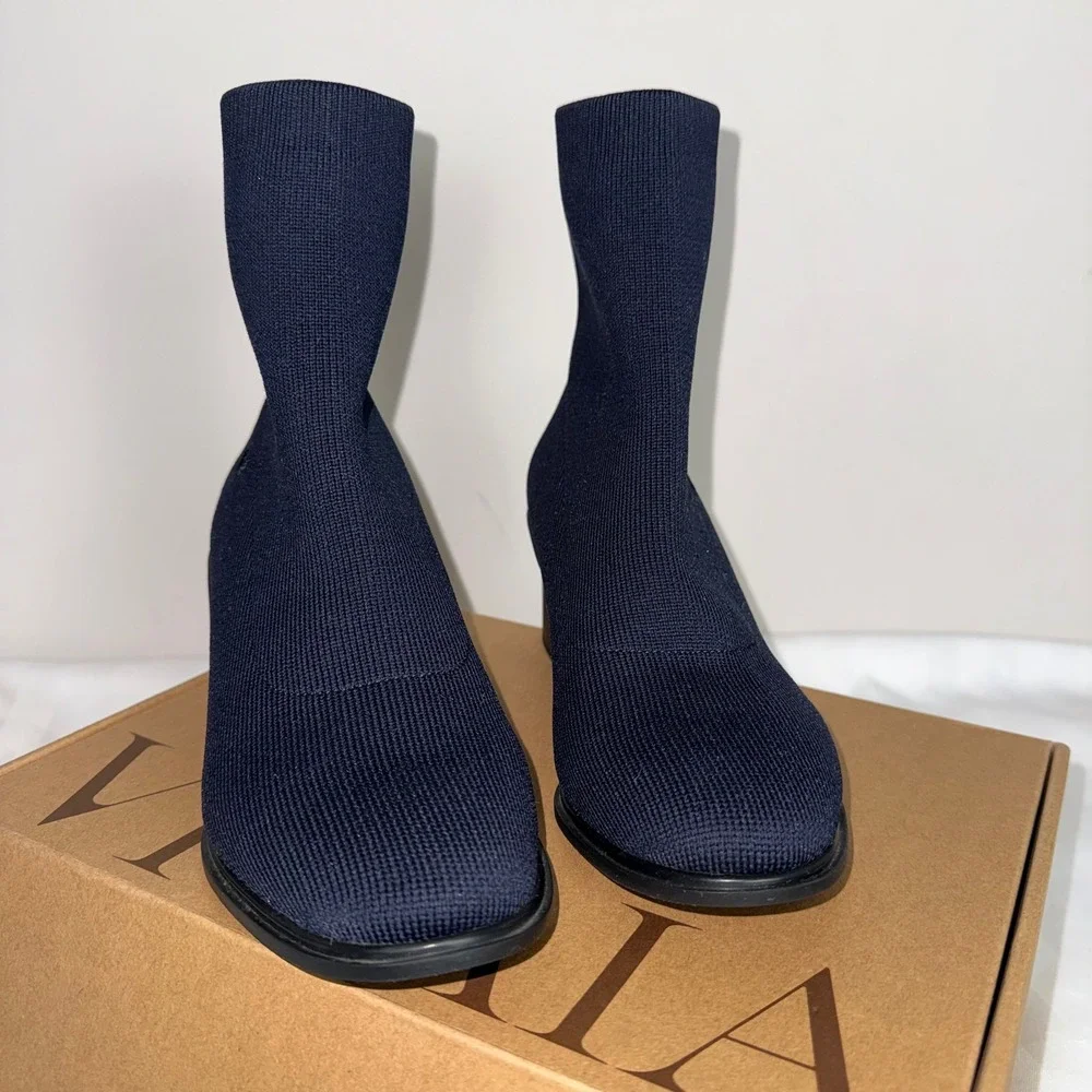 Vivaia Navy Knit Sock Boots Block Heel Women's Water Repellent Size US 6.5 EU 37